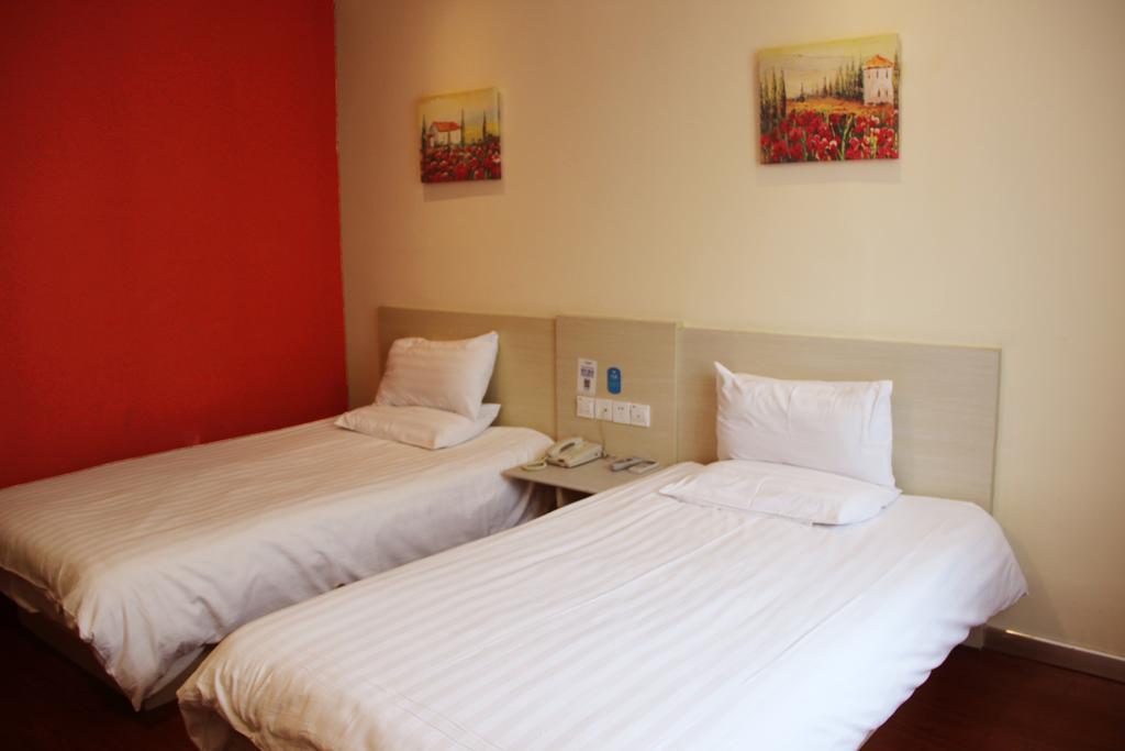 Hanting Hotel Beijing South Railway Station Rom bilde